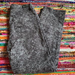 NWOT LEVIS PERFECTLY SLIMMING JEAN